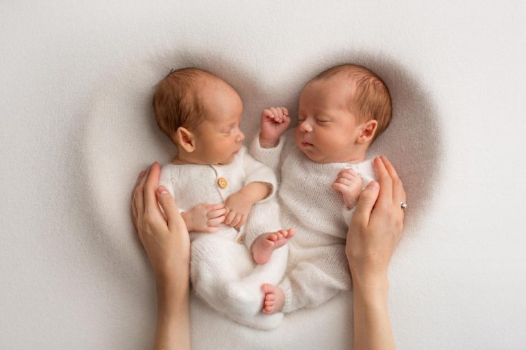 How To Make Twins Babies? Chances of Twin Pregnancy