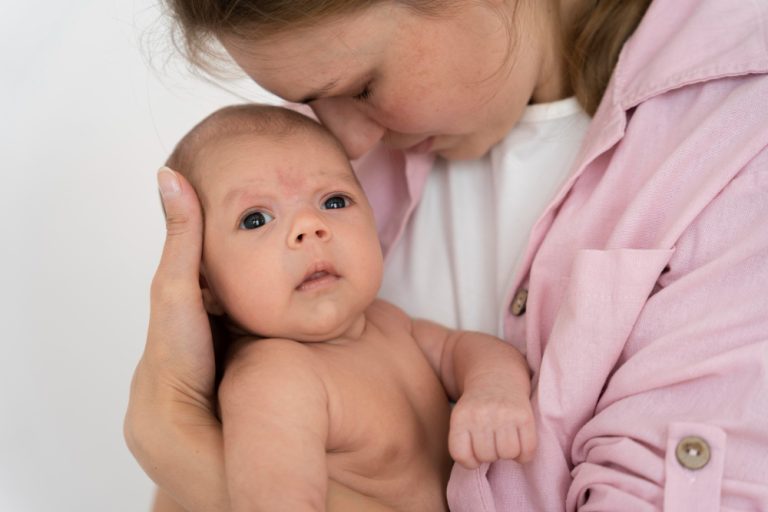How to Treat Torticollis in Babies, Causes, and Symptoms