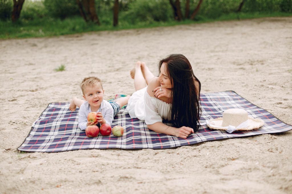 How To Keep Babies Cool In Summer? Summer Tips for Parents
